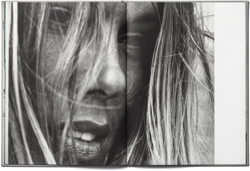 Munthe plus Simonsen, summer spring, 2000, Rene Toft Simonsen, catalogue. Graphic design by Anders Peter Mejer